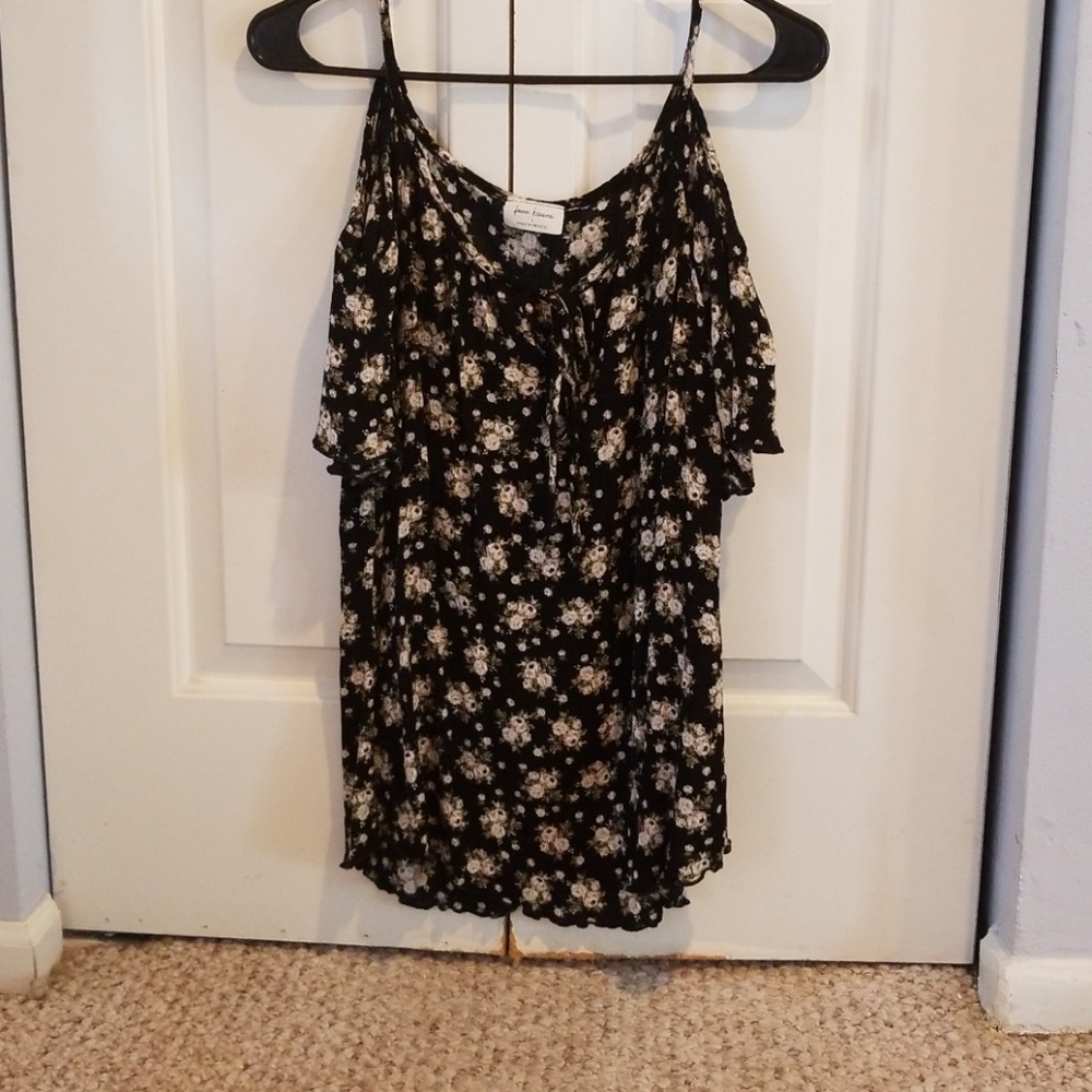 Black floral cold shoulder top